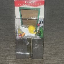 1996 WARNER BROTHERS Christmas Ornament - TWEETY BIRD Chime Ornament NIB picture