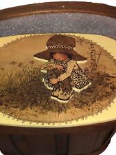 RARE Vintage Holly Hobbie Type Girl Basket Wood Purse ￼nice picture