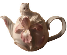 Persian Cat/Iris Flower Ceramic Teapot picture