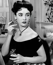  1948 ELIZABETH TAYLOR in A DATE WITH JUDY Photo   (221-L ) picture