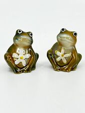 Vintage Frog S&P Salt &Pepper porcelain Shakers Stars on belly 2