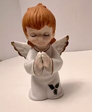 Vintage LEFTON Praying Angel 04592 Figurine Christmas Holly 1984 Taiwan Foil Stp picture