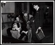 Rita Hayworth + Lee Bowman + Alice Horan on set (1945)🎬⭐ Tad Gillum Photo K 198 picture