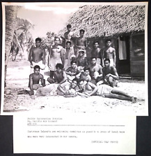 Photo YOUNG NATIVE MEN, CHRISTMAS ISLAND 1948 gay interest male USAF Malay Java picture
