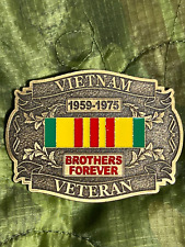 US VIETNAM BROTHERS FOREVER VETERAN  BELT BUCKLE (EE B0136) picture