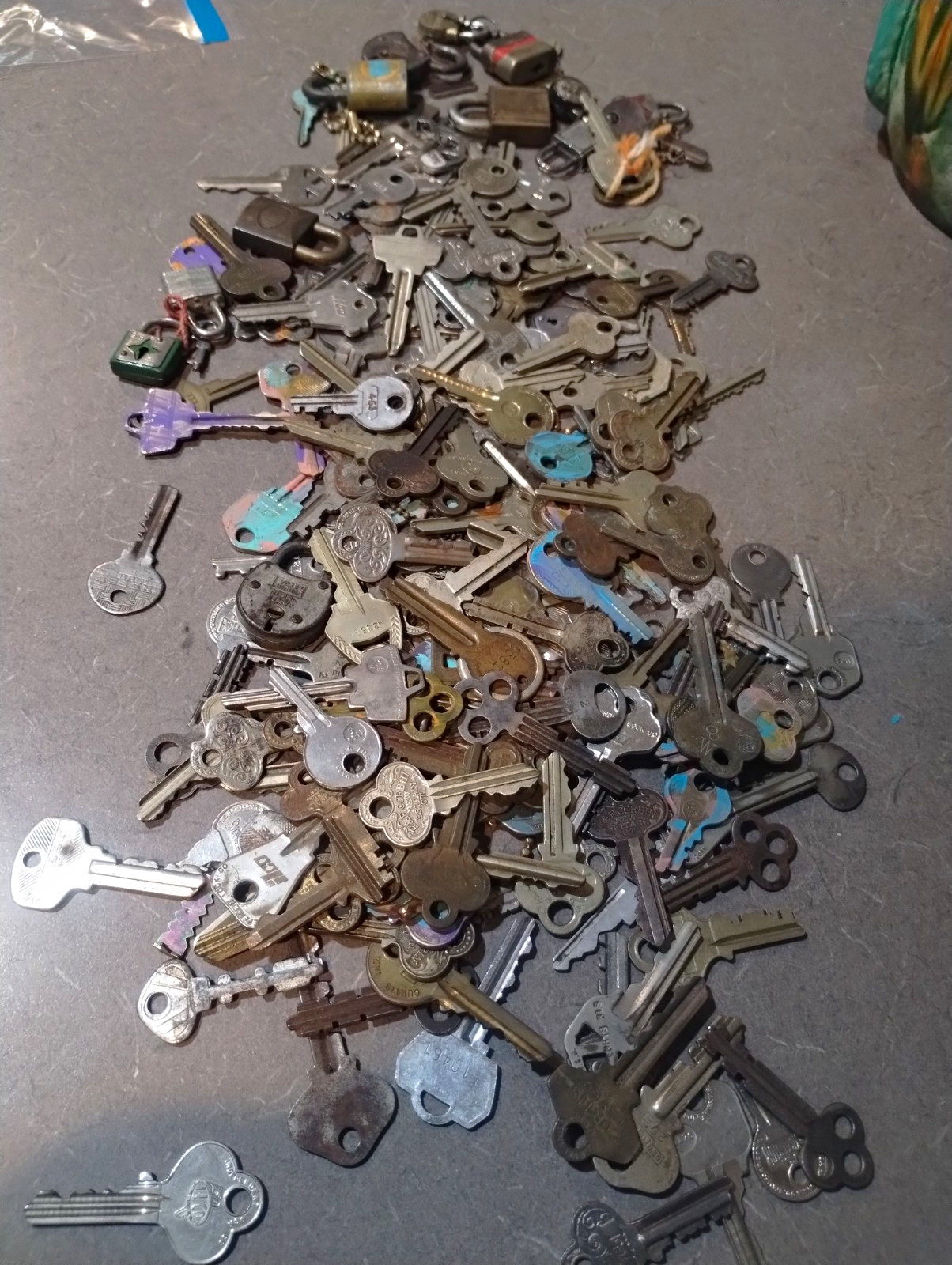 Random Pull Vintage & Antique Lock + Key Lot (1+25 Ct)