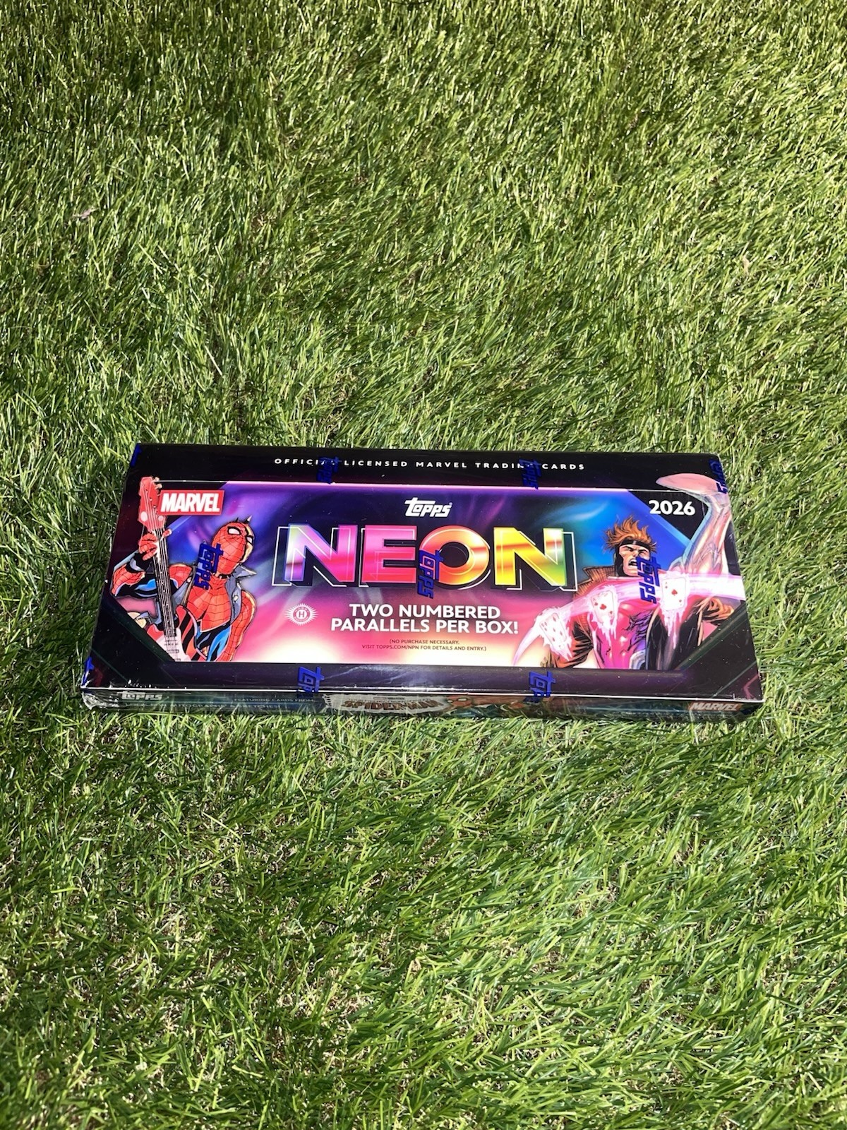 Topps 2026 Topps Neon Marvel Sealed Hobby Box Topps 2026 Topps Neon Marvel Sealed Hobby Box