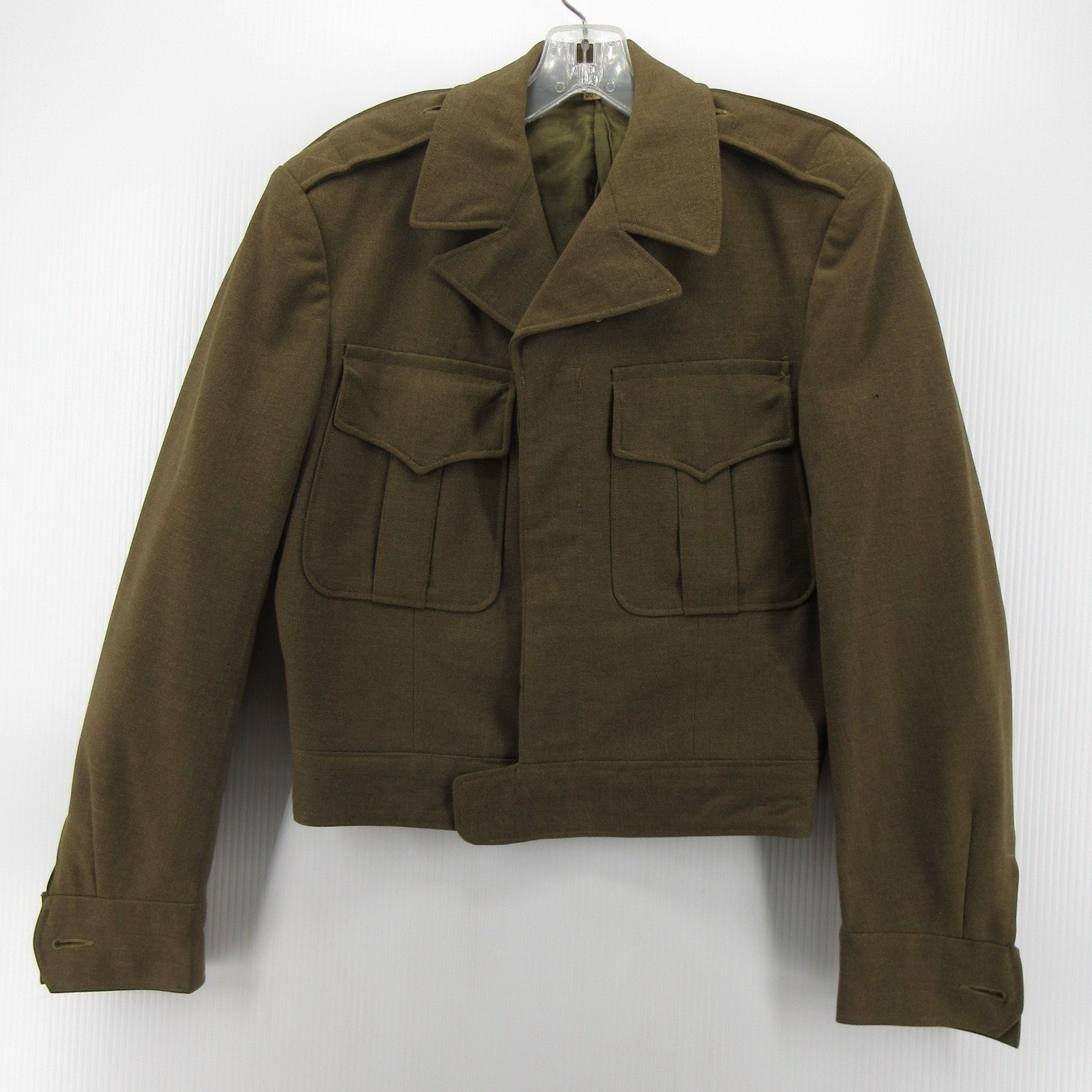 VINTAGE WWII US Army Jacket Men 36 Green Wool Ike Military Uniform 1940s 1946 * VINTAGE WWII US Army Jacket Men 36 Green Wool Ike Military Uniform 1940s 1946 *