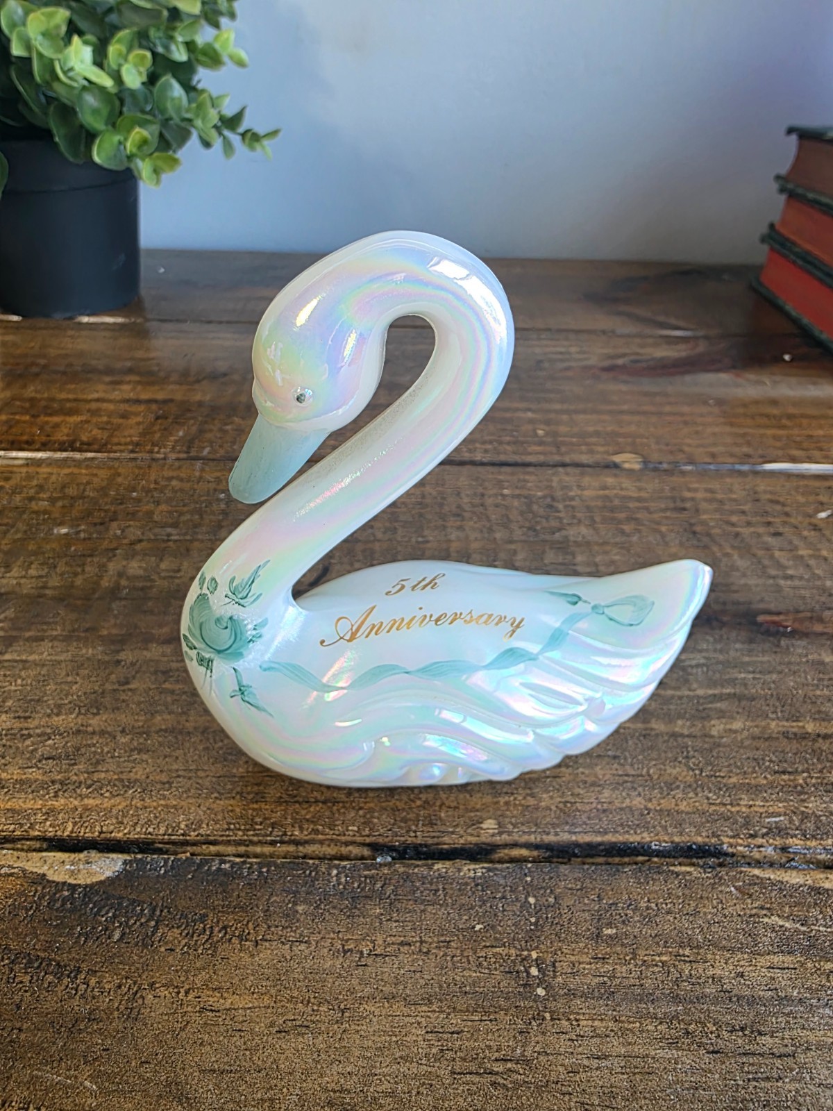 Fenton Enduring Love Swan 5th Anniversary Opalescent Signed Hand Painted 1989