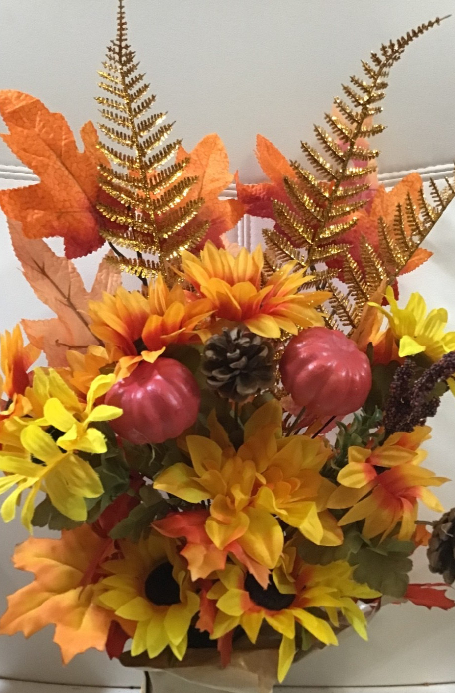 BEAUTIFUL ONE OF A KIND FALL CENTERPIECE FLORAL DECOR - NEW BEAUTIFUL ONE OF A KIND FALL CENTERPIECE FLORAL DECOR - NEW