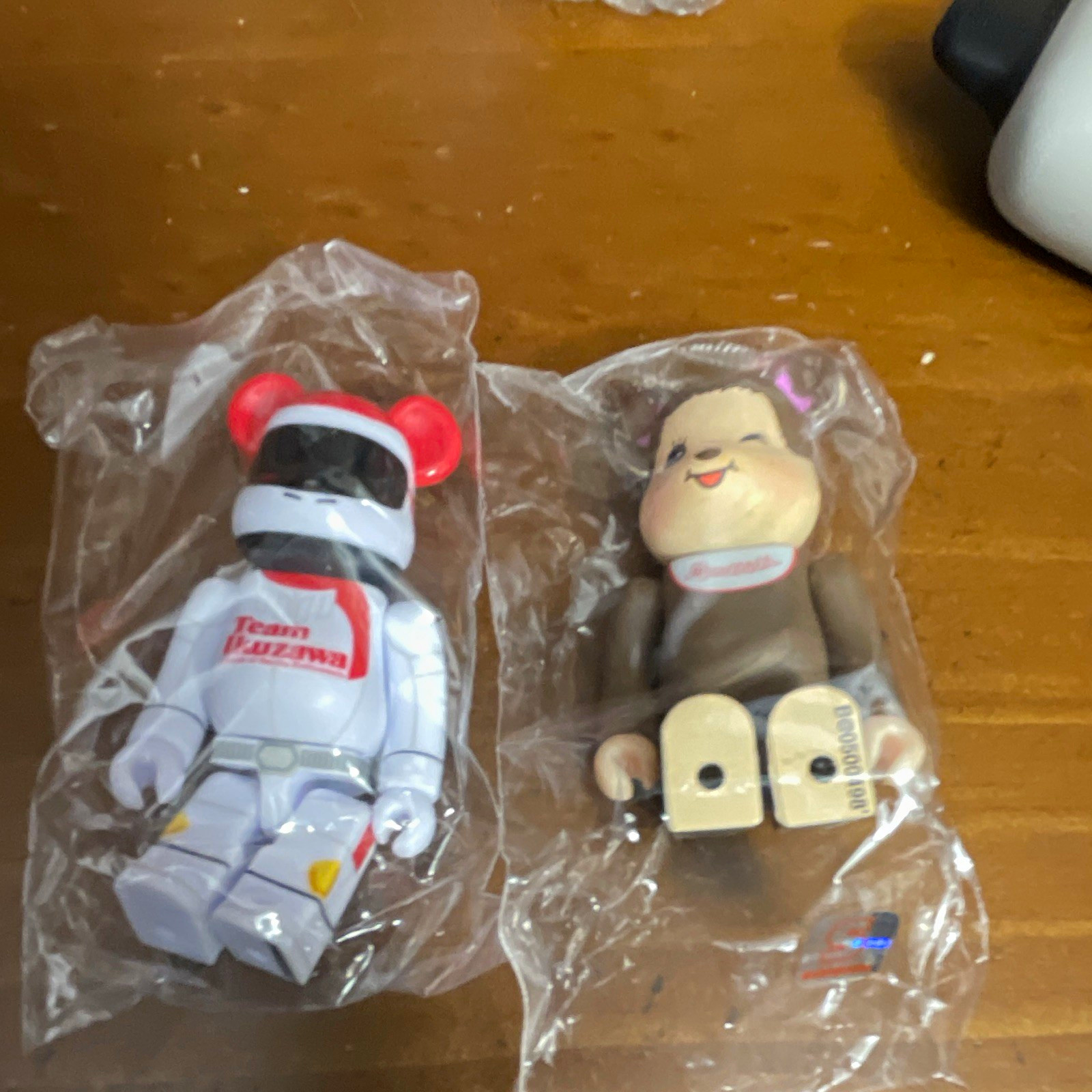 Medicom Toy Be@rbrick Plastic Bear Figure Lot of 2 Multicolor Unopened