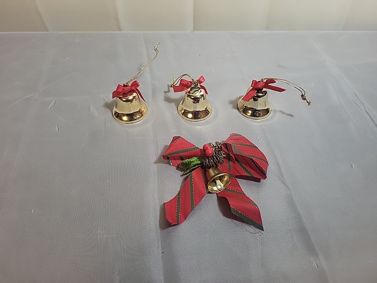 4 Small Vtg Bells With Ribbons Christmas Ornaments