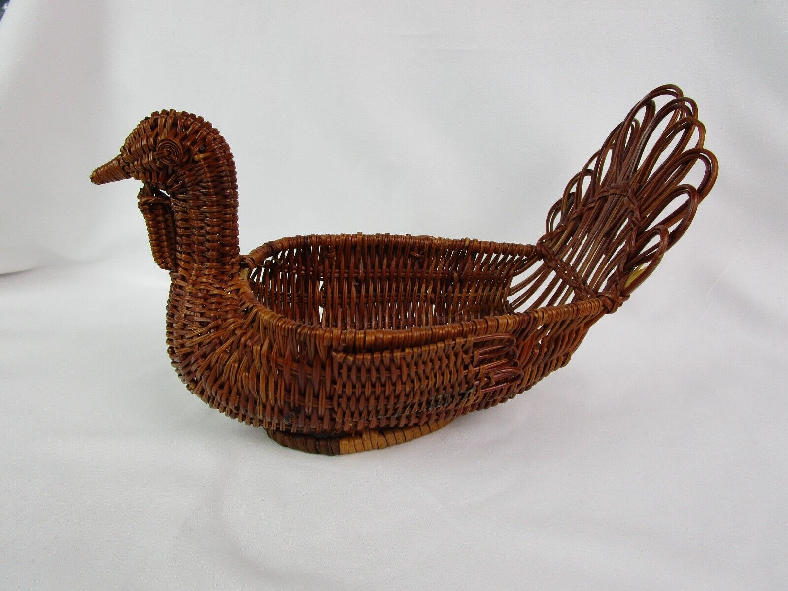 Woven Wicker Vintage Turkey Basket Farmhouse Décor Table Centerpiece, Planter