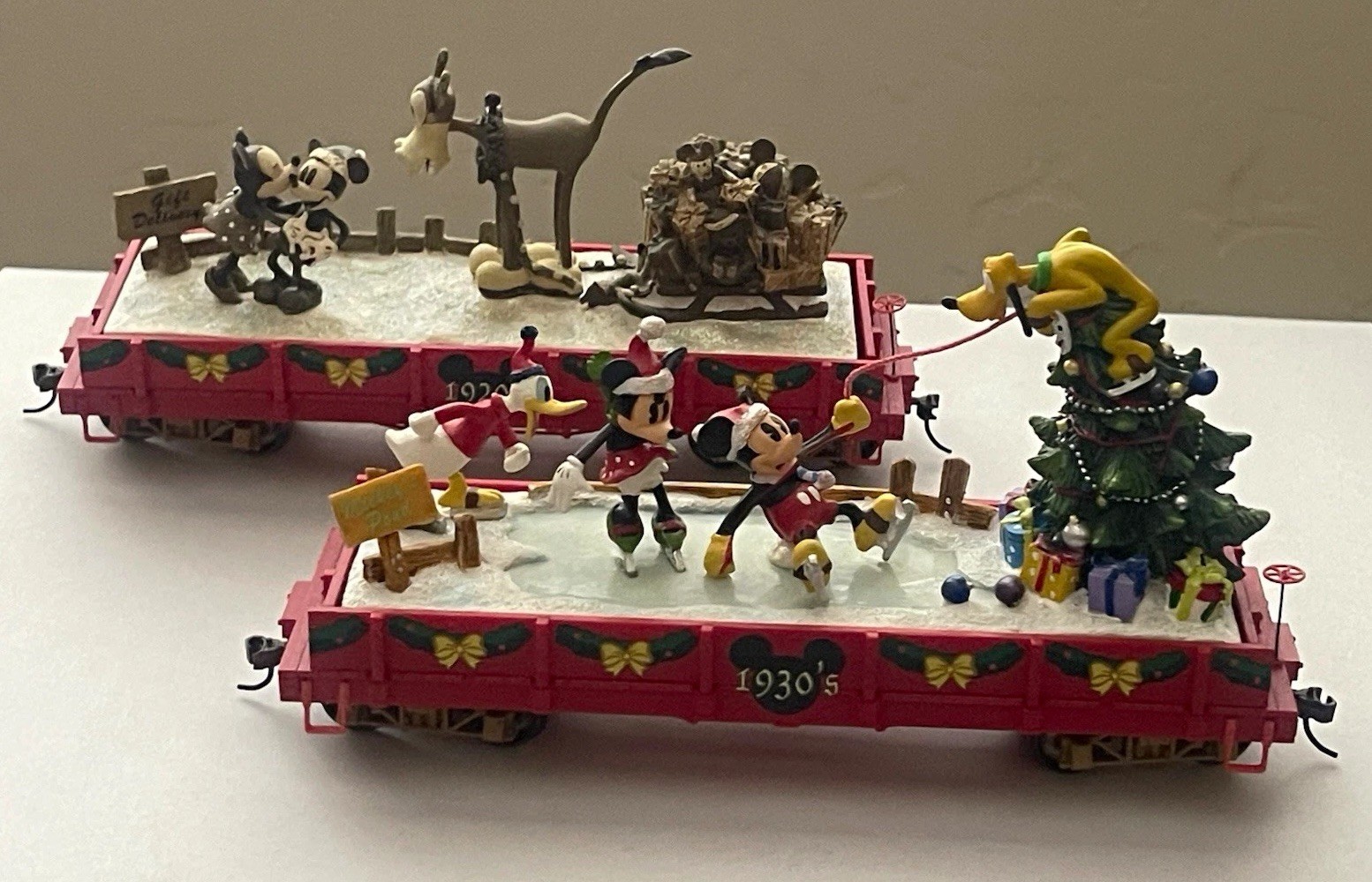 Hawthorne Village Disney Christmas Train 1920s & 1930s Gondola Car Set - READ
