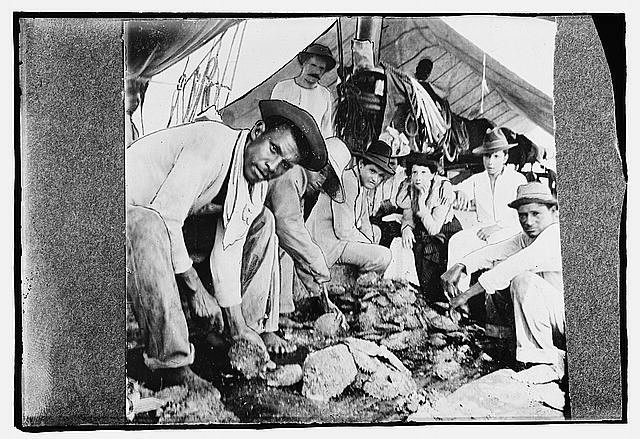 Photo:Panama Bay Panama 1883 Pearl Fishers Sailboat Crew