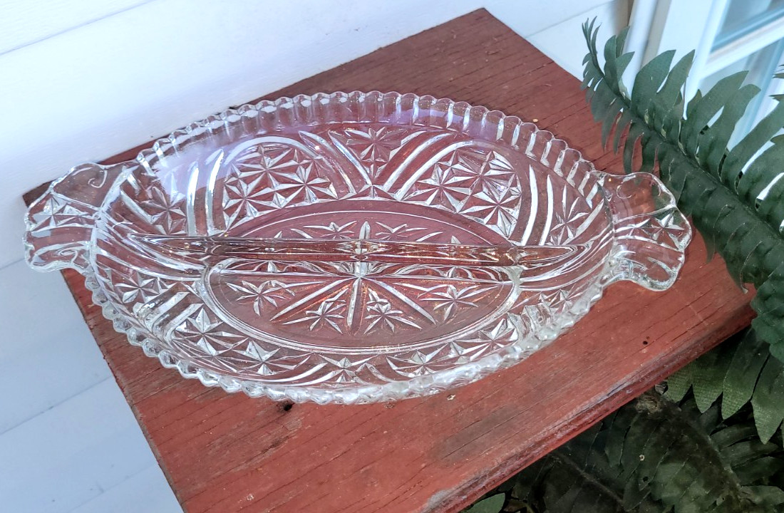 Vtg Anchor Hocking Oval Divided Glass Relish Dish EAPC Stars & Bars  11\