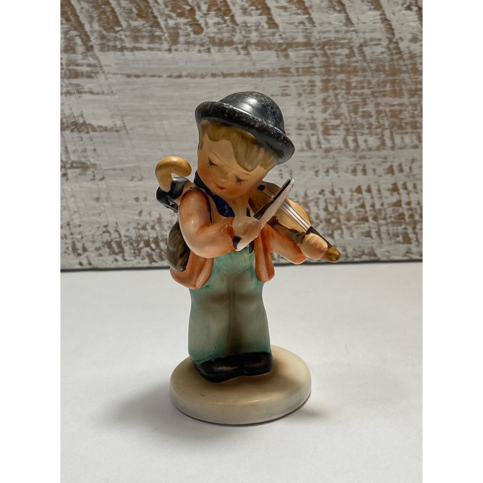 Napco Vintage The Fiddler S901 Boy with Fiddle Figurine