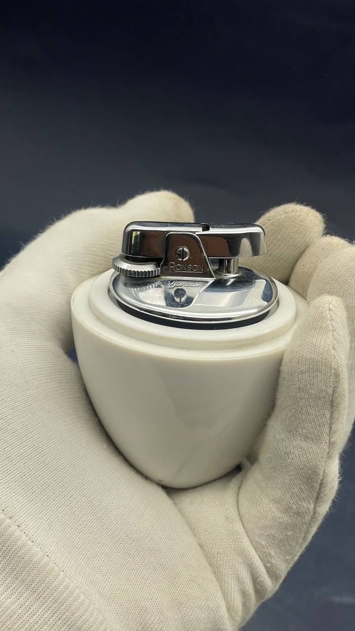 Vintage Ronson Table Lighter Made in England Ivory Egg Shape Chrome Metal