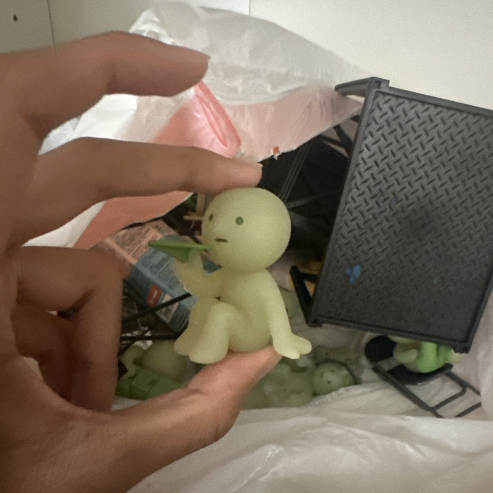 Authentic Smiski Sunday Series Smiski Paper Airplane