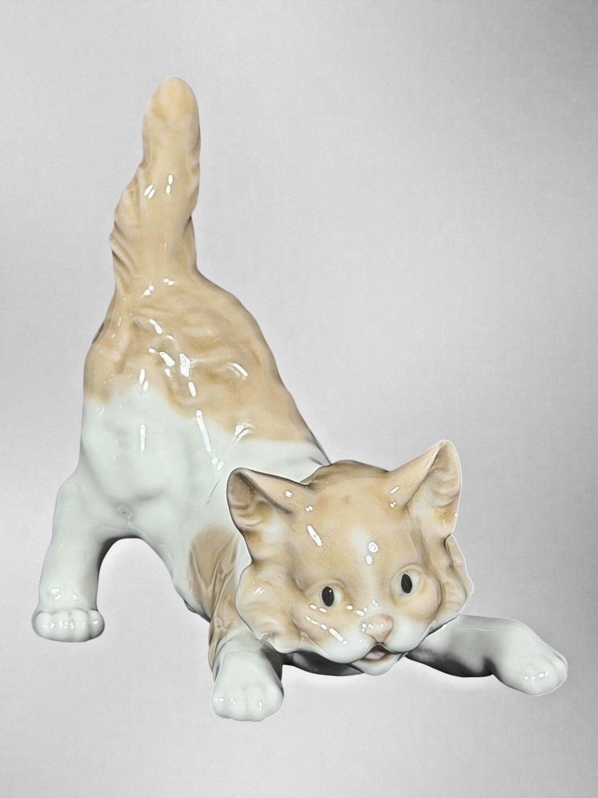 Vintage Lladro #5091 Playful Cat Porcelain Figurine Retired Spain