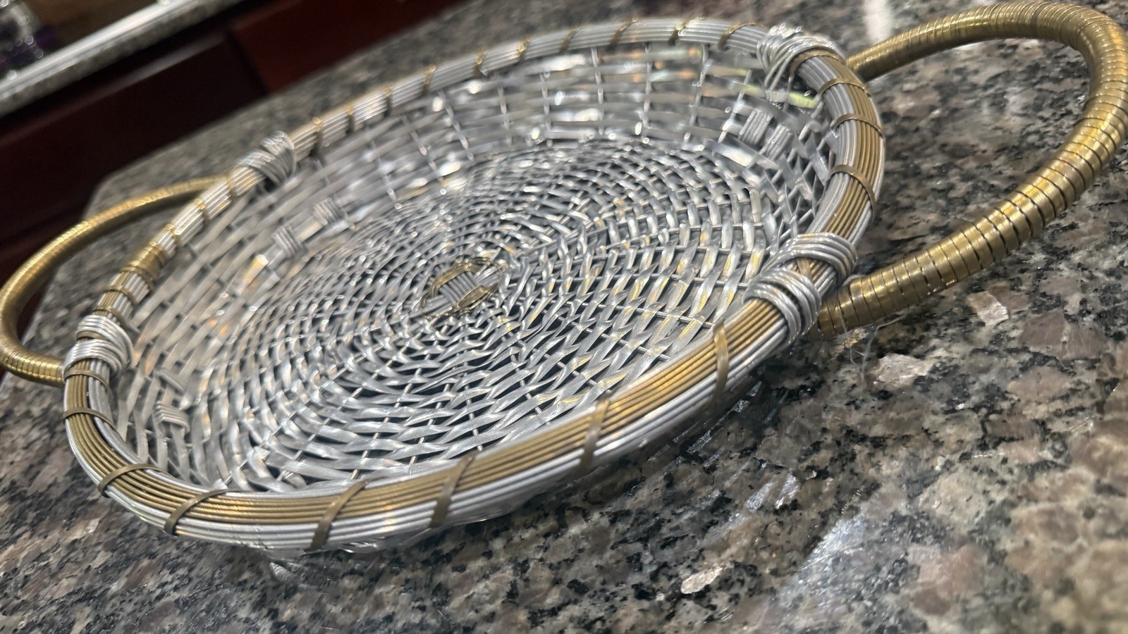 3 Vintage Made in India Woven Metal Baskets w/ Pyrex #209 Pie Plates