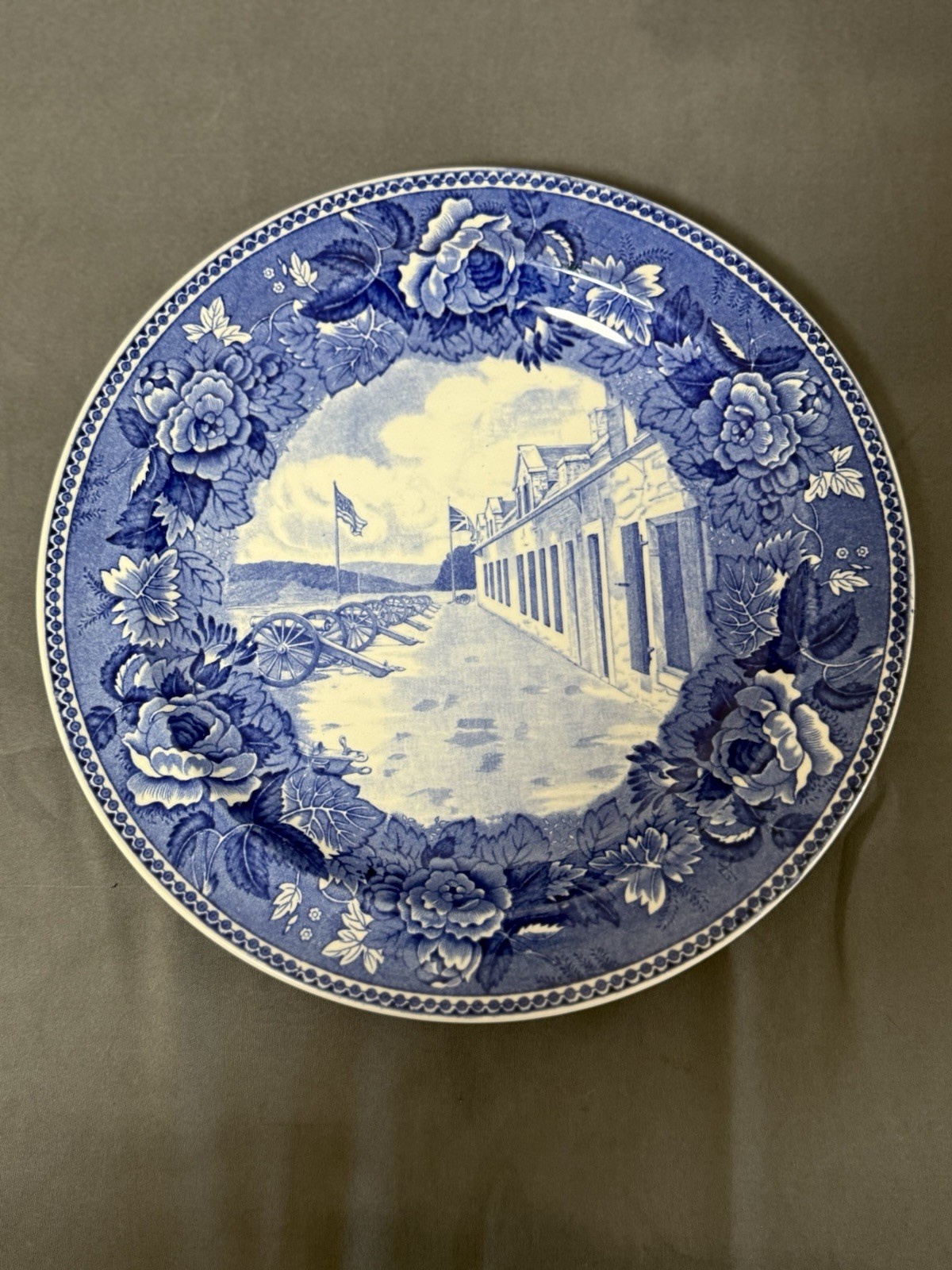 Wedgwood Fort Ticonderoga Plate Blue Transferware 9.25 England