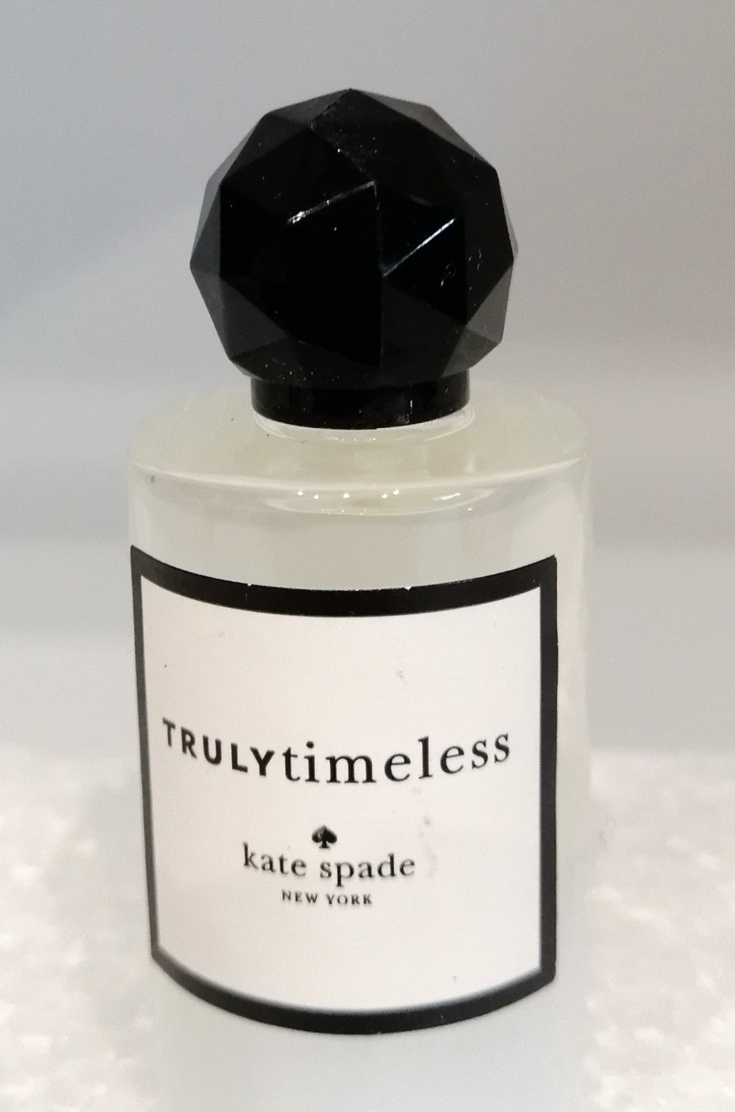 KATE SPADE TRULY TIMELESS Mini Eau de Toilette 0.25oz 7.5ml