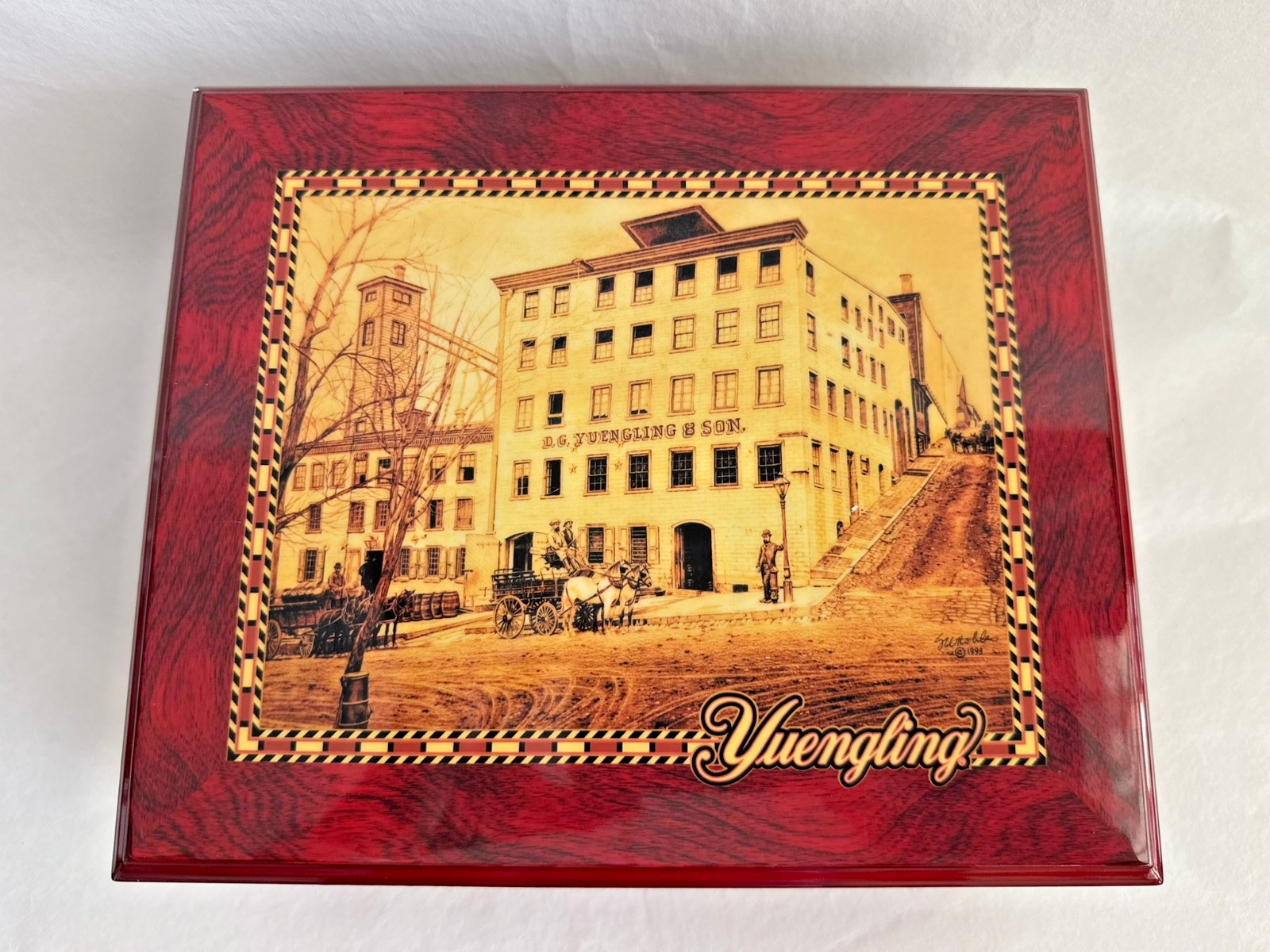 Yuengling 180th Anniversary/Humidor/Cigar Box Commemorative Gift Set - New Yuengling 180th Anniversary/Humidor/Cigar Box Commemorative Gift Set - New