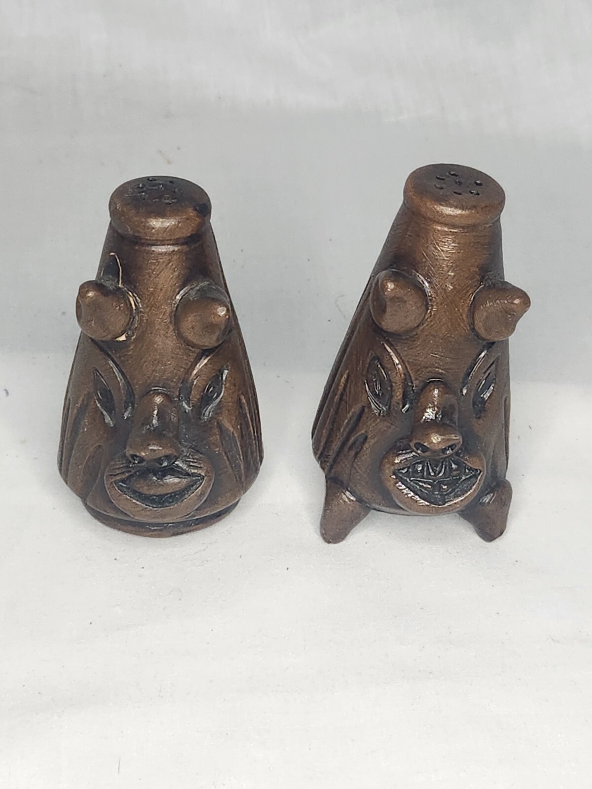 Vintage MCM Ceramic Brown Pig Boar Salt & Pepper Shakers Tiki Luau Style