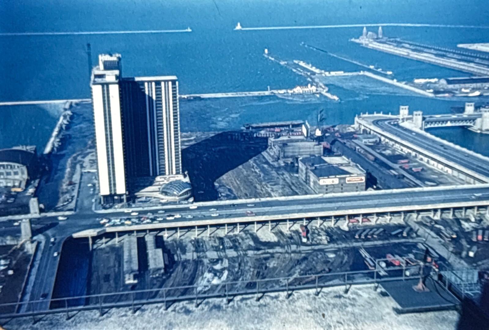 Orig 1967 Slide Chicago Lake Shore Drive S Curve Lake Point Tower H97