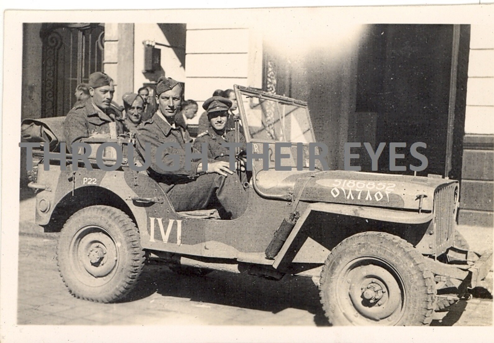 DVD scan WW2 Photo album Royal Artillery in Middle East c1943 -44  WWII Jeeps 
