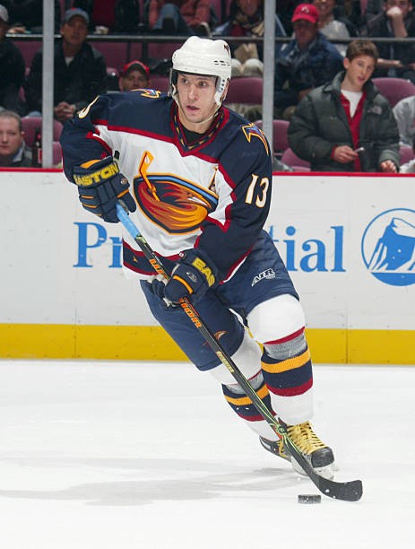 Slava Kozlov Atlanta Thrashers skates with the puck at the g- Ice Hockey Photo 1