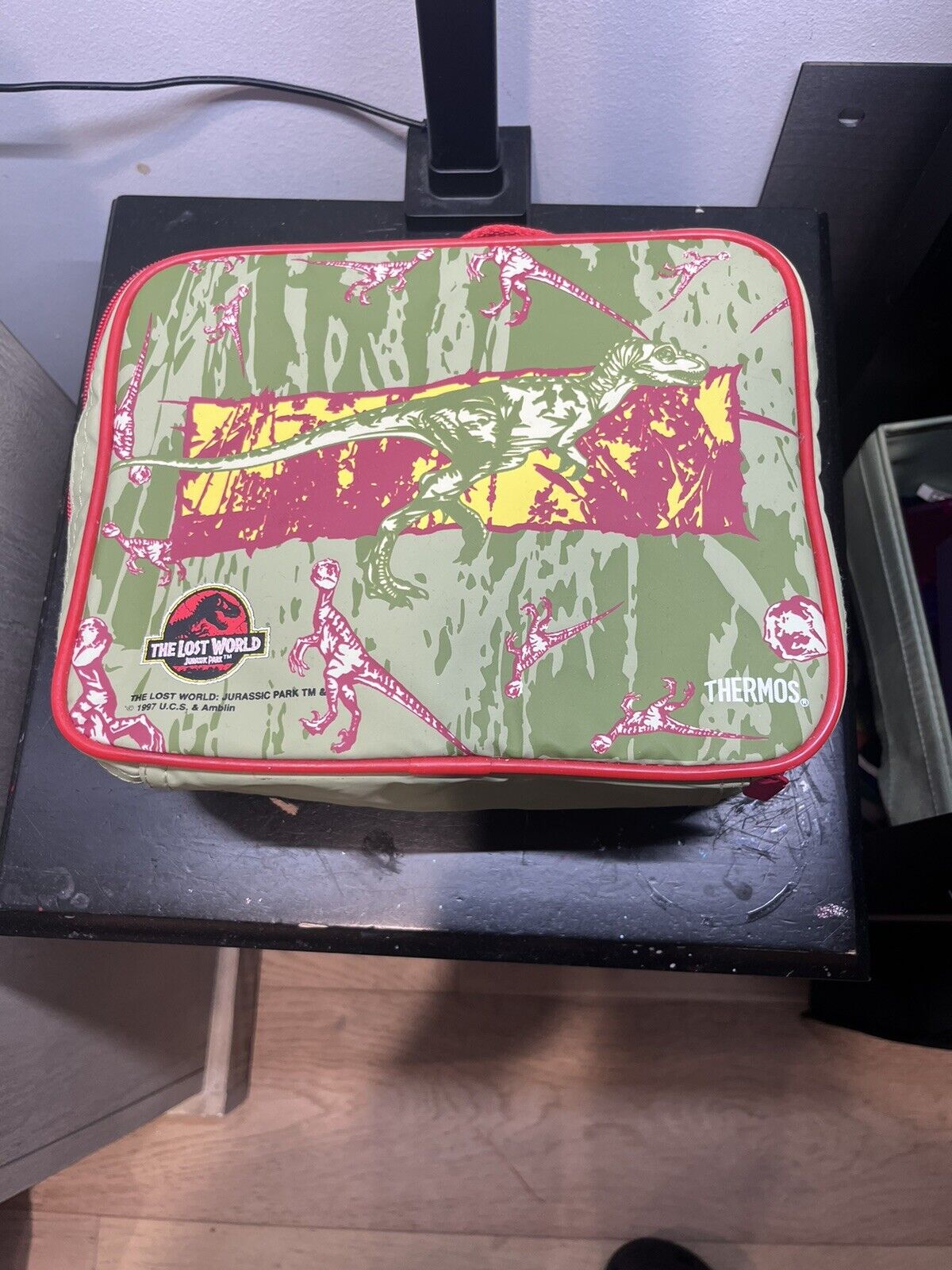 The Lost World Jurassic Park 1997 Lunch Bag And Thermos