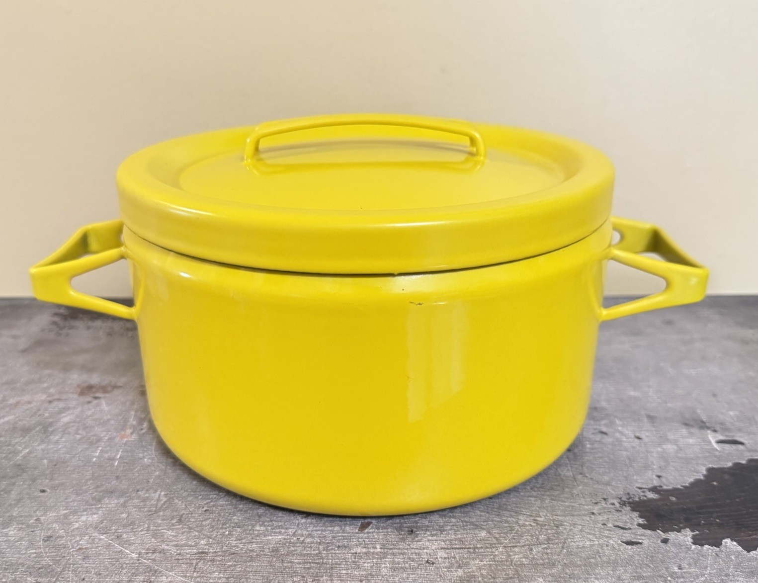 Vintage ARABIA Finel Seppo Mallat Mid-Century Modern Yellow Enamel Pot