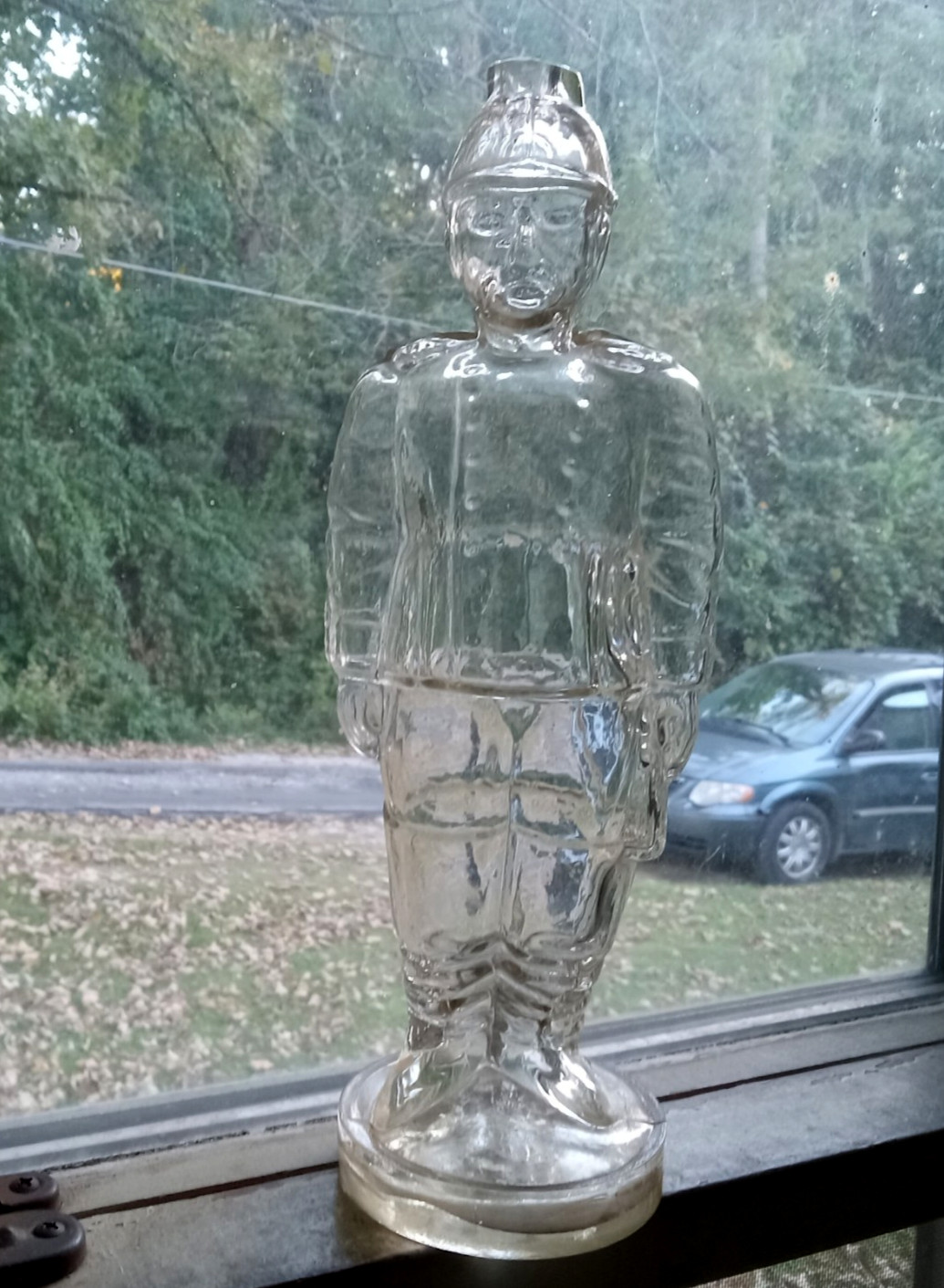 1870s PONTILED FRENCH MILITARY OFFICER WITH SWORD FIGURAL LIQUOR BOTTLE SCARCE