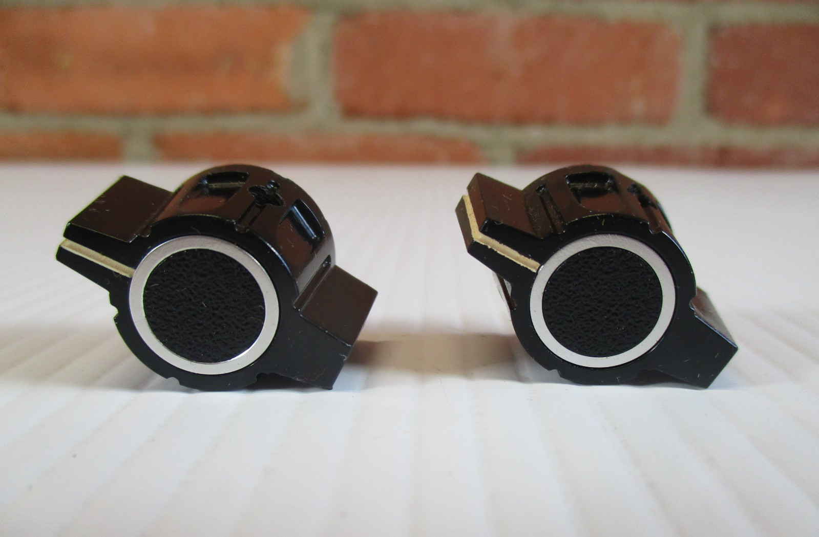 Vintage Black Plastic Pointer Knobs 1-1/8\