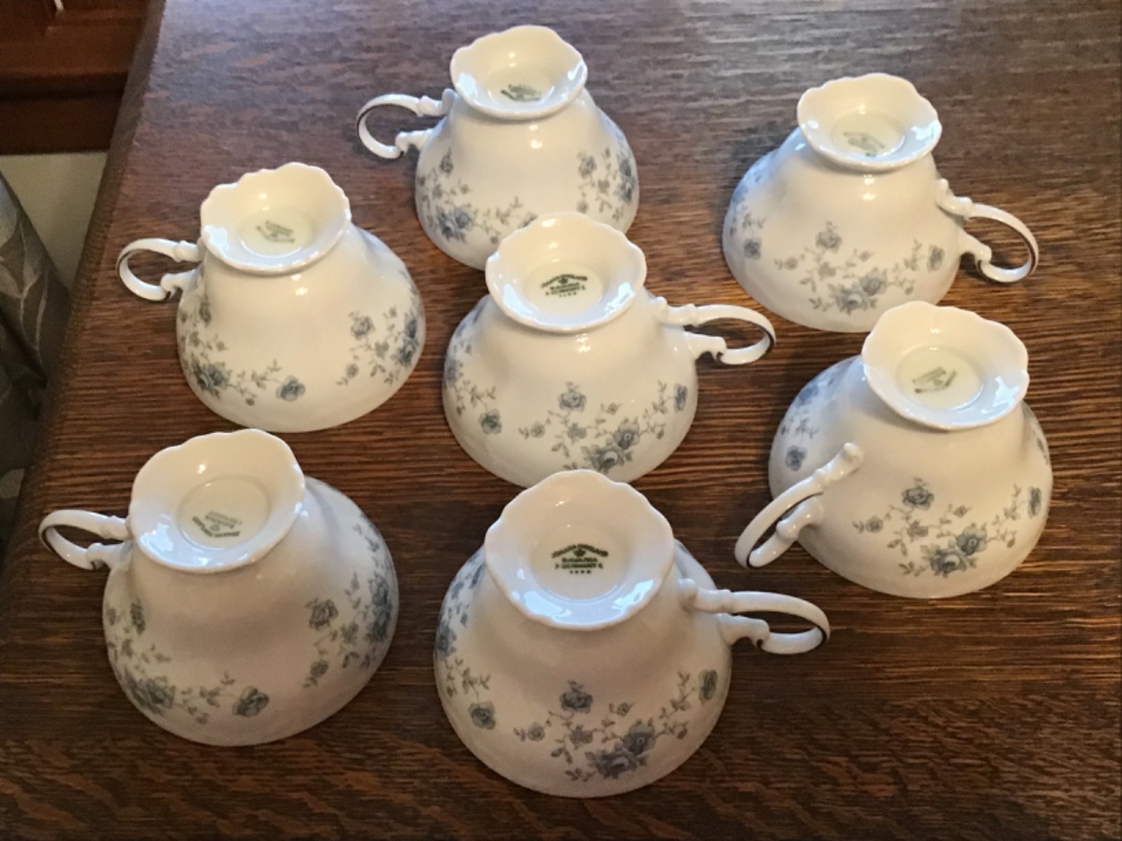 7 - VINTAGE JOHANN HAVILAND BAVARIA BLUE GARLAND TEACUPS