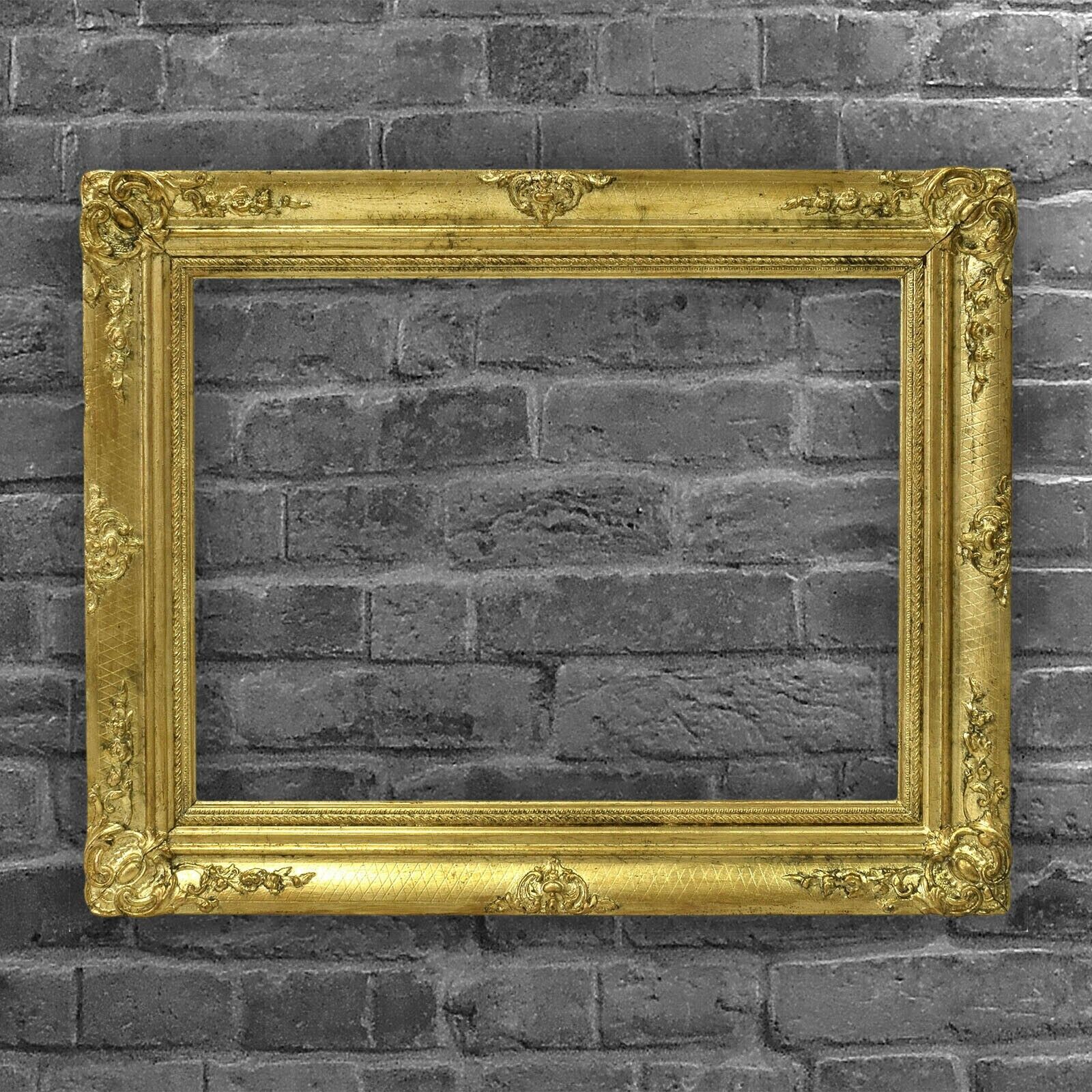 Old gilded frame with decorations fold dimensions: 22.6 x 16.7 in