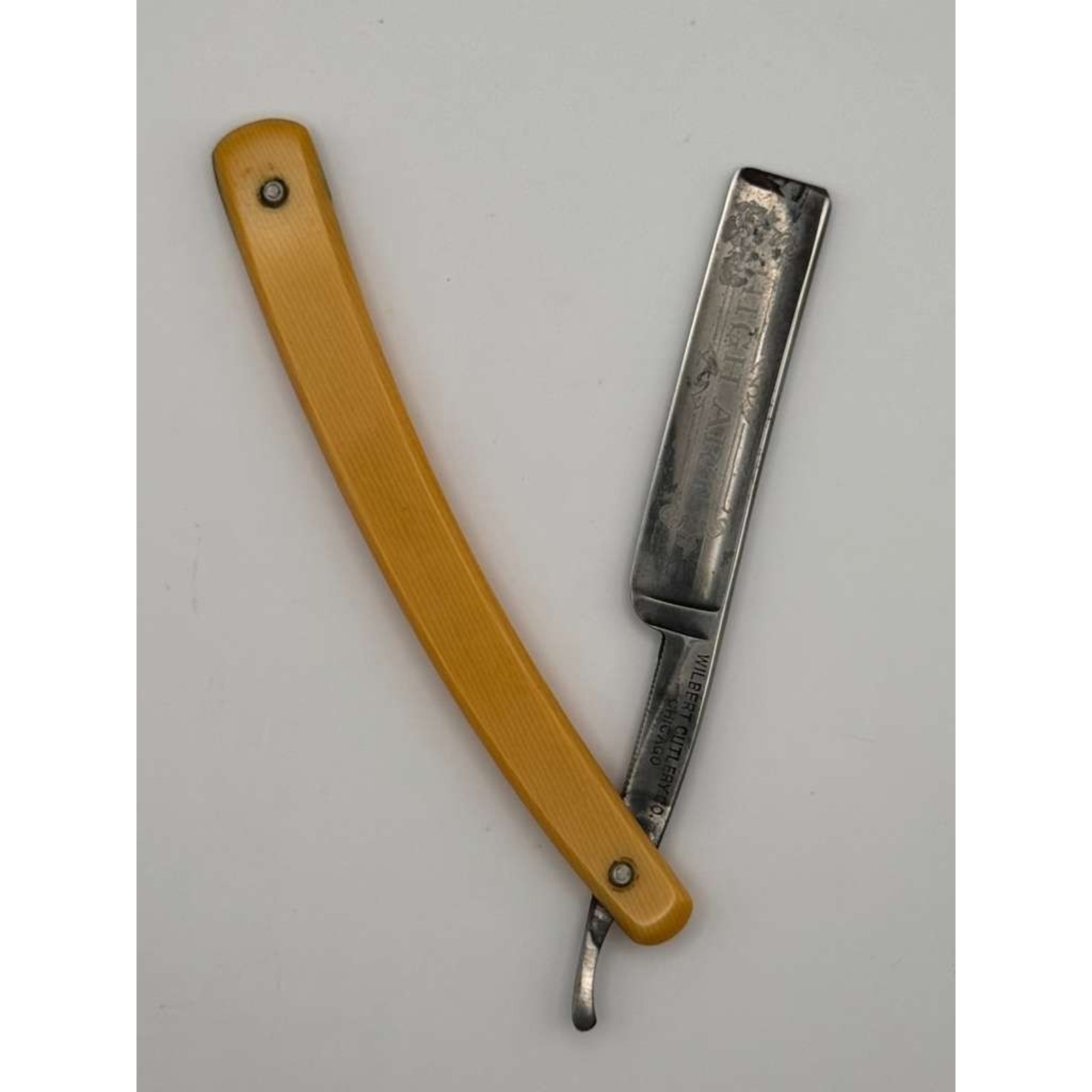 Wilbert Cutlery Chicago High Art Straight Razor Yellow Celluloid Scales Antique