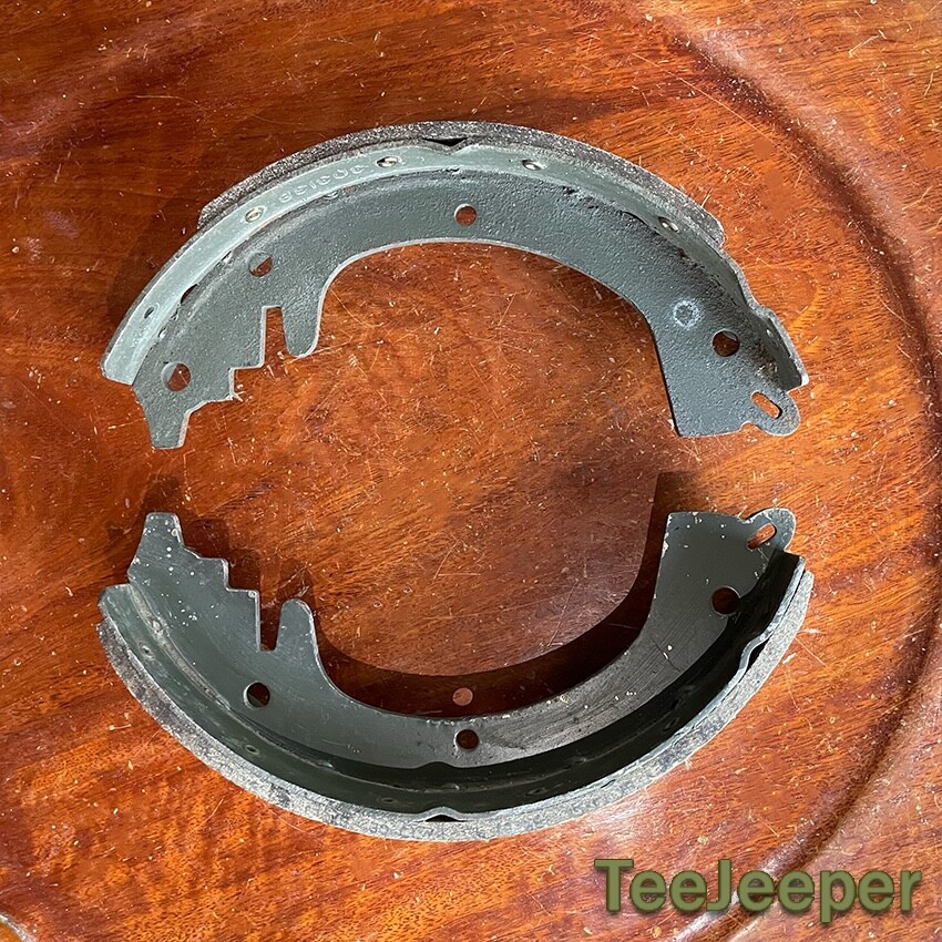 NOS Brake Shoe 9 inch (pair) Jeep Willys CJ3B M38 M38A1 CJ5 CJ6 807376 303138