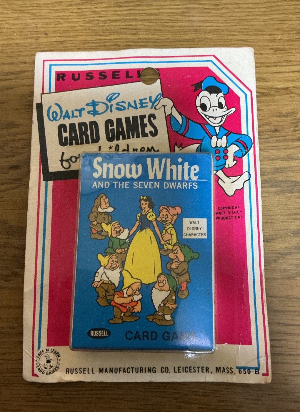 1965 Snow White and The SevenDwarfs Russell Card games Vintage Disney unopened