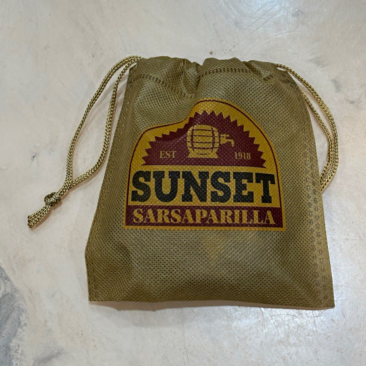Sunset Sarsaparilla Soda Bottle Cap Lot w/ Drawstring Bag Pouch