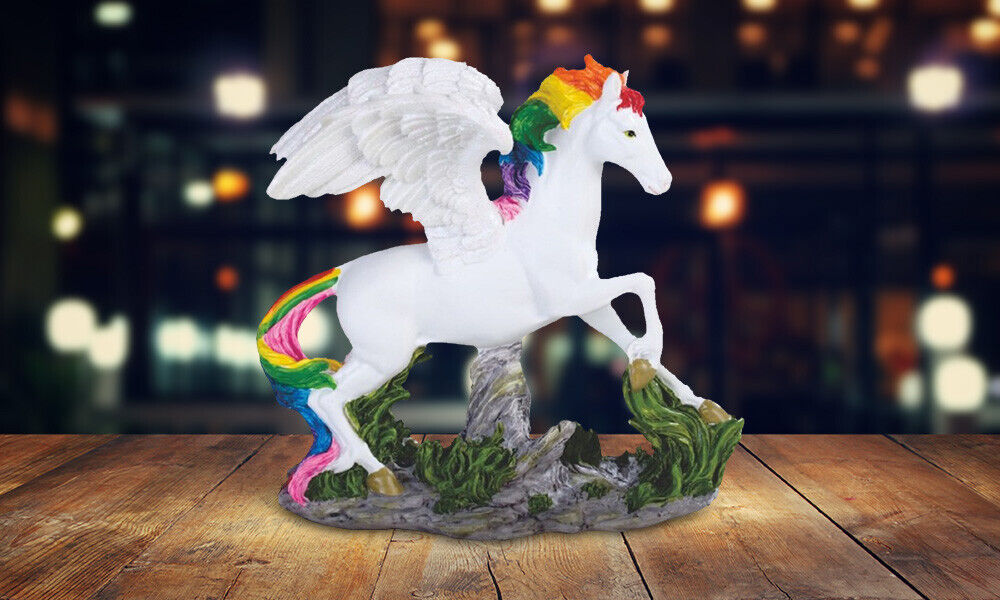 Unicorn with Rainbow Mane 5.5\