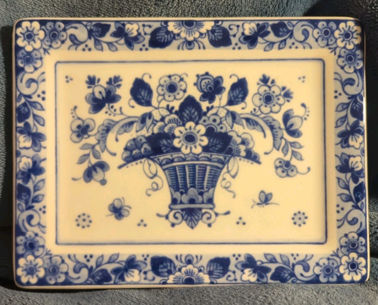 West Raven Delft Blue Ceramic Wall Plaque Basket of Flowers Holland 4.5\