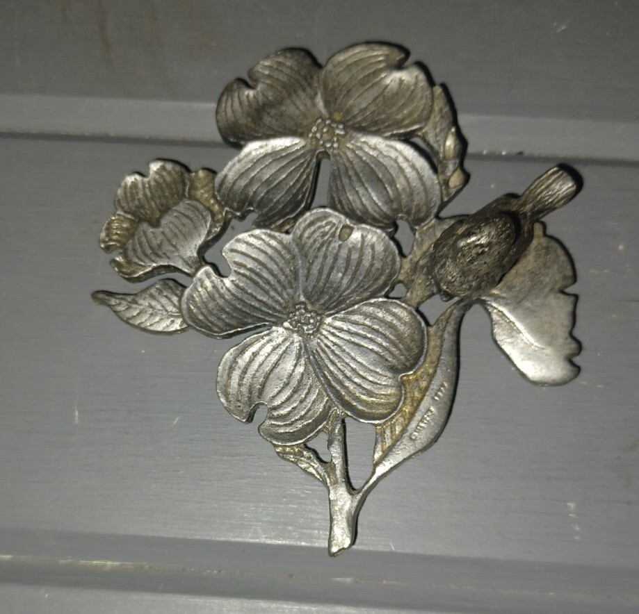 Vintage Metzke Pewter Bird On Dogwood Blossom Flowers Figurine 1975