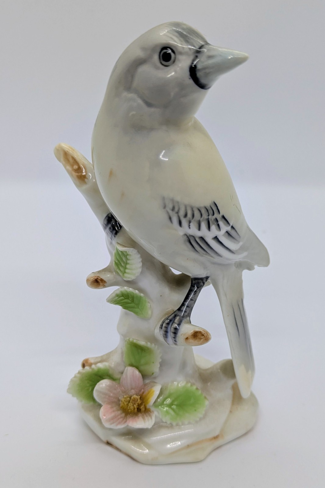 Vintage Wales Porcelain Sparrow/Finch Bird Perch Figurine Japan 5.5” Tall NICE