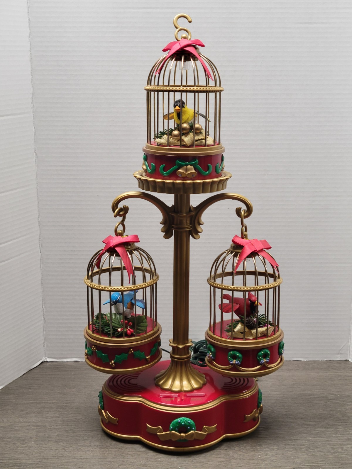 RARE VTG Mr. Christmas Holiday Song Birds Animated Musical Decor Working *READ*