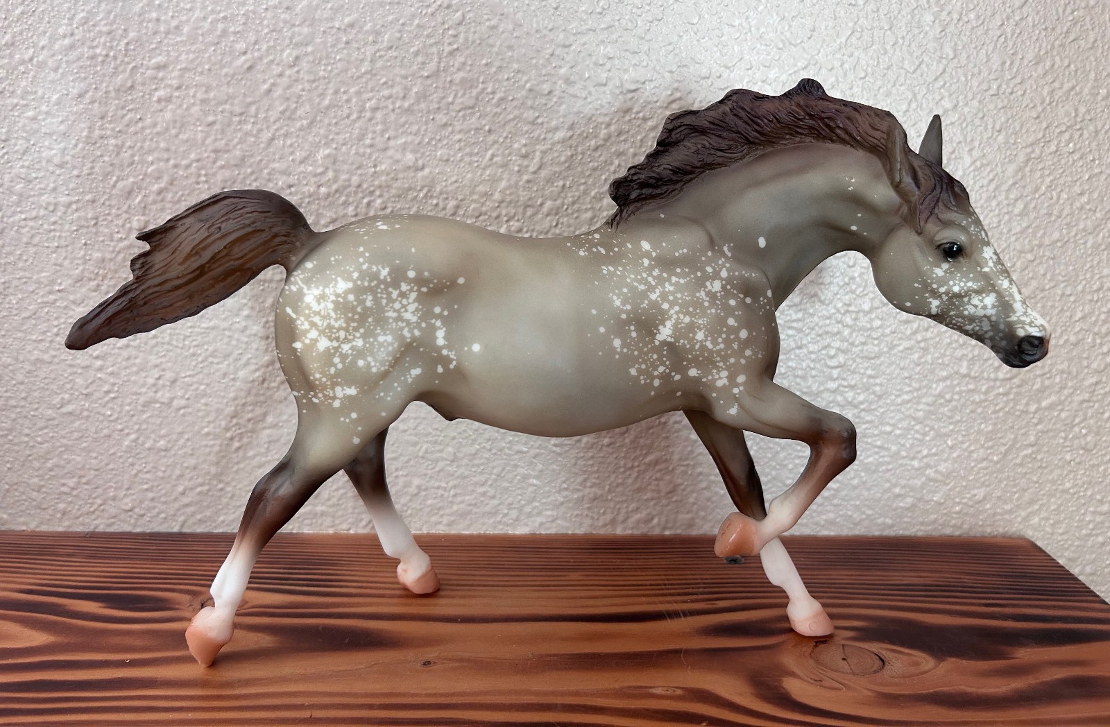 Breyer Horse #928 Lone Star Running Stallion 1995-1996