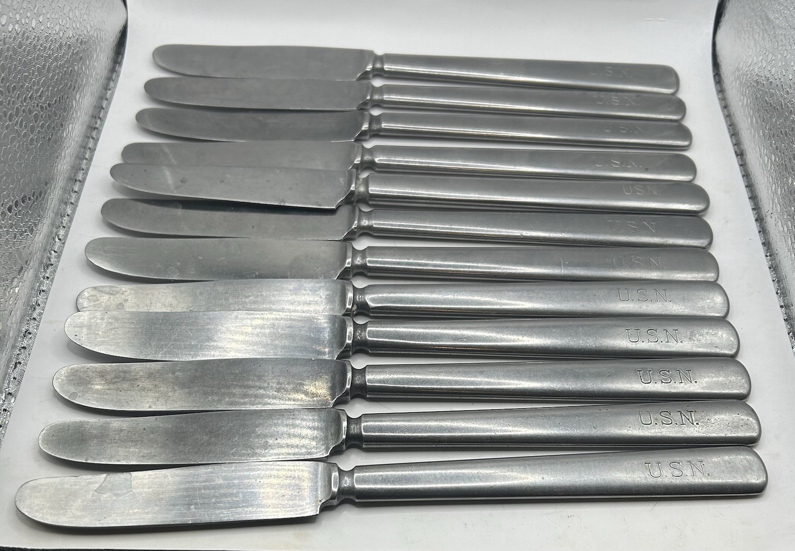 19pc Vintage USN Navy Mess Hall Flatware Lot 12 Knives 4 Spoons 3 Forks Silco 19pc Vintage USN Navy Mess Hall Flatware Lot 12 Knives 4 Spoons 3 Forks Silco