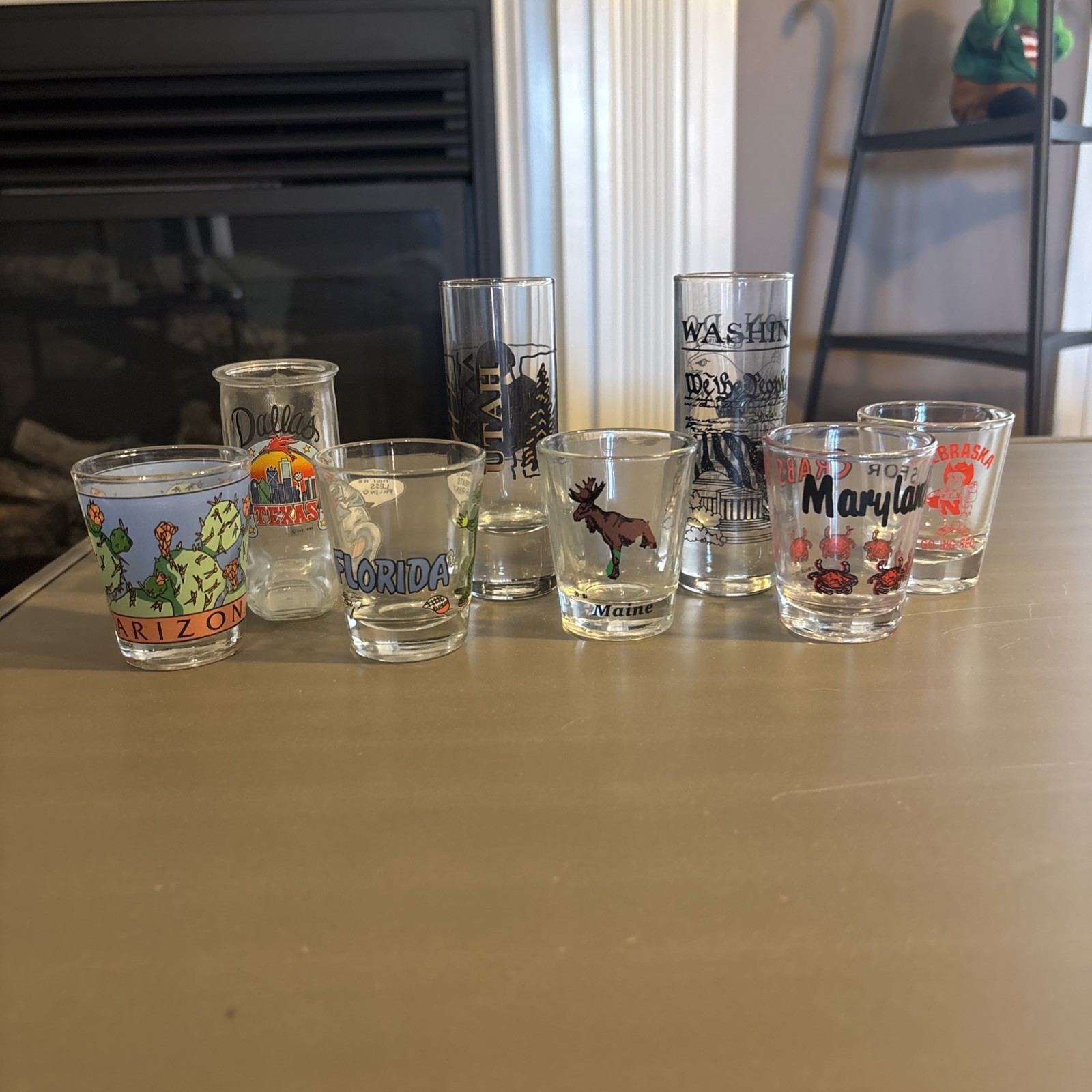Lot of 8 Vintage Souvenir Shot Glasses Travel Collection-7 US States+ Wash DC